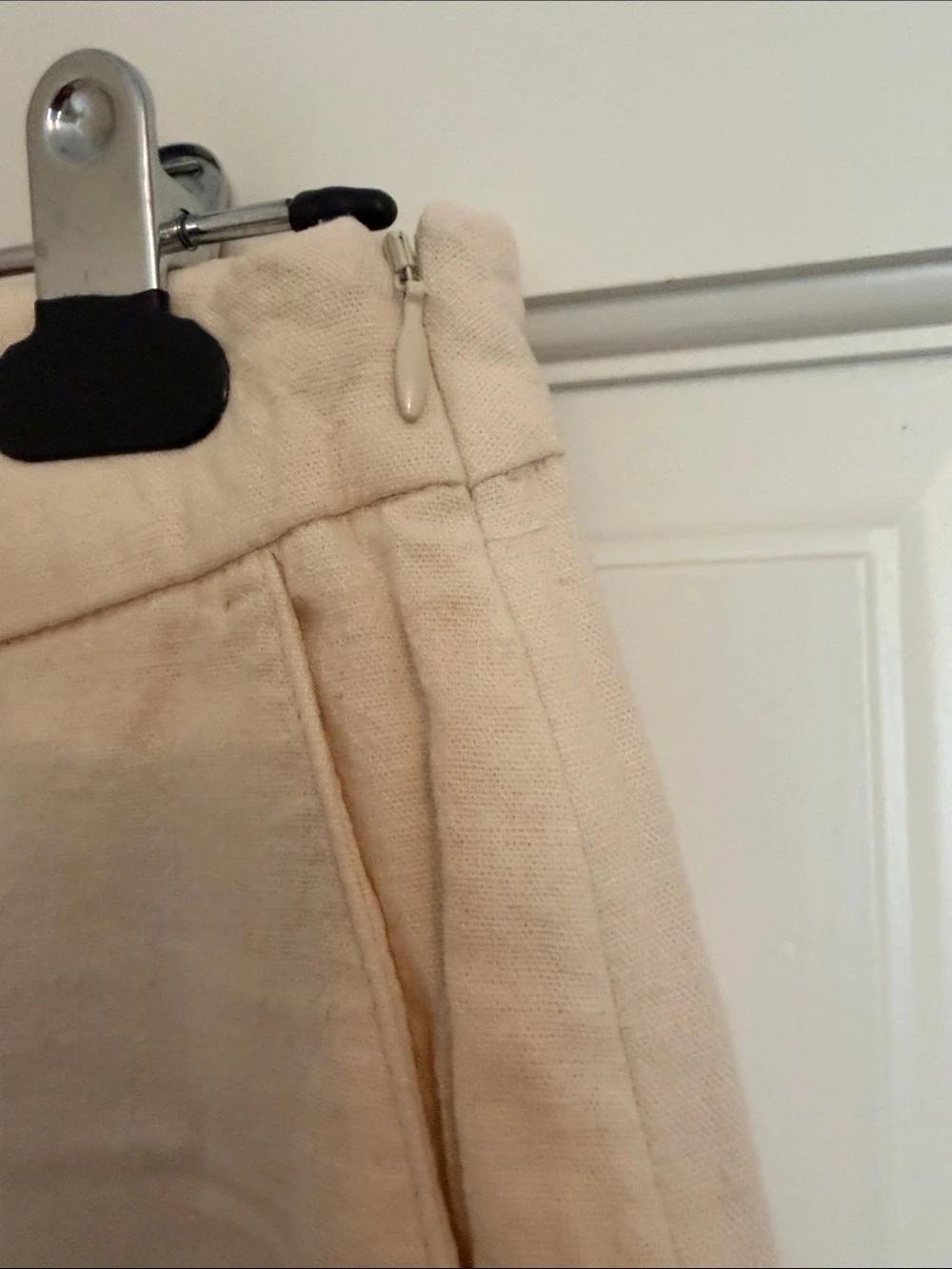 Banana Republic Wide Leg Pants in Light Cream